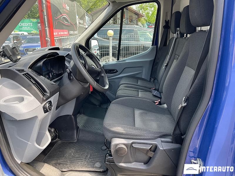 2016 Ford Transit — Miniatură 5