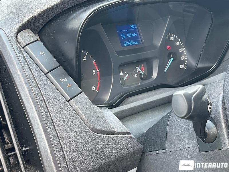 2016 Ford Transit — Miniatură 10