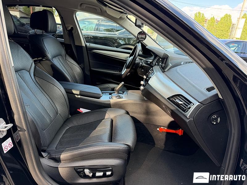 2017 BMW 530e — Miniatură 15