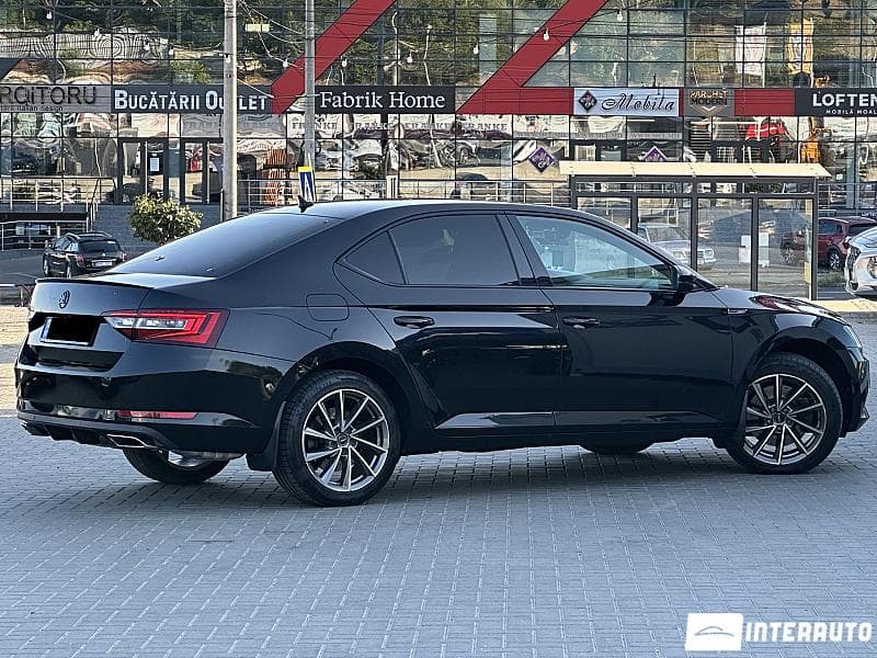 Skoda Superb 2018 — Миниатюра 3