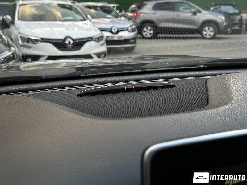 2015 Mercedes GLA 180 — Miniatură 9