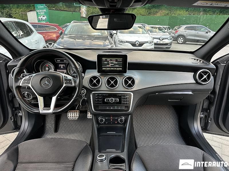 2015 Mercedes GLA 180 — Miniatură 6