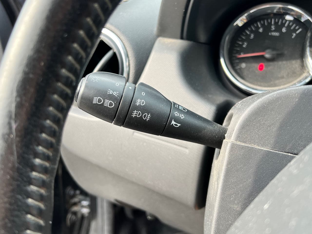 2015 Dacia Duster — Miniatură 9