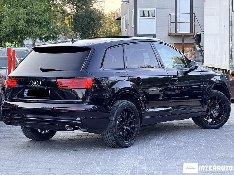 2017 Audi Q7 — Miniatură 4