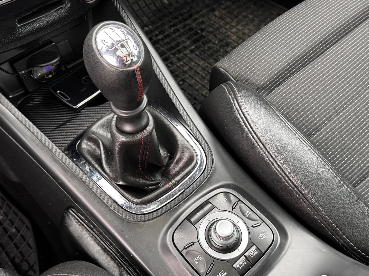 Renault Megane 2012 — Миниатюра 13