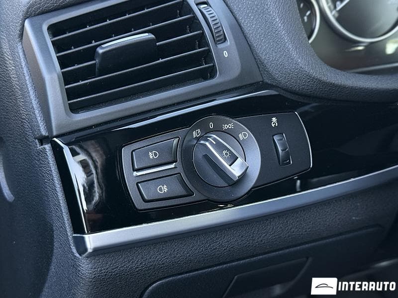 2016 BMW X4 2.0D — Miniatură 10