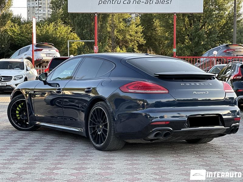 2015 Porsche Panamera S — Miniatură 3