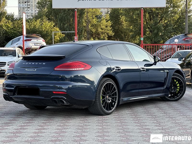 2015 Porsche Panamera S — Miniatură 2