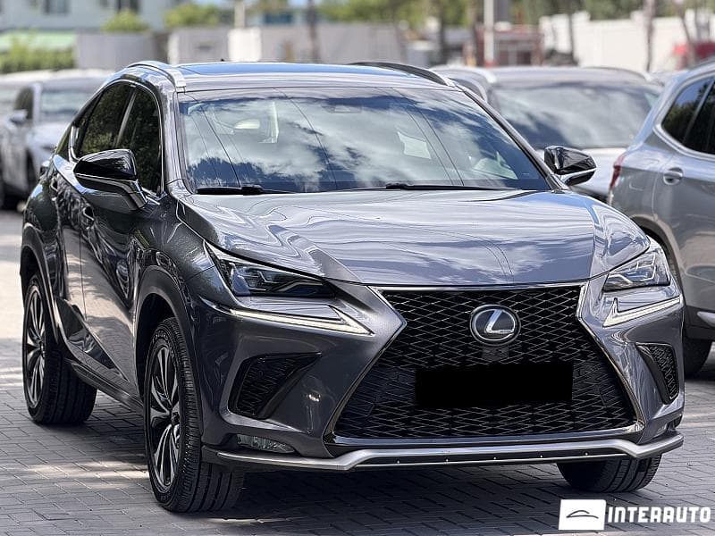 2017 Lexus NX 300 — Miniatură 3