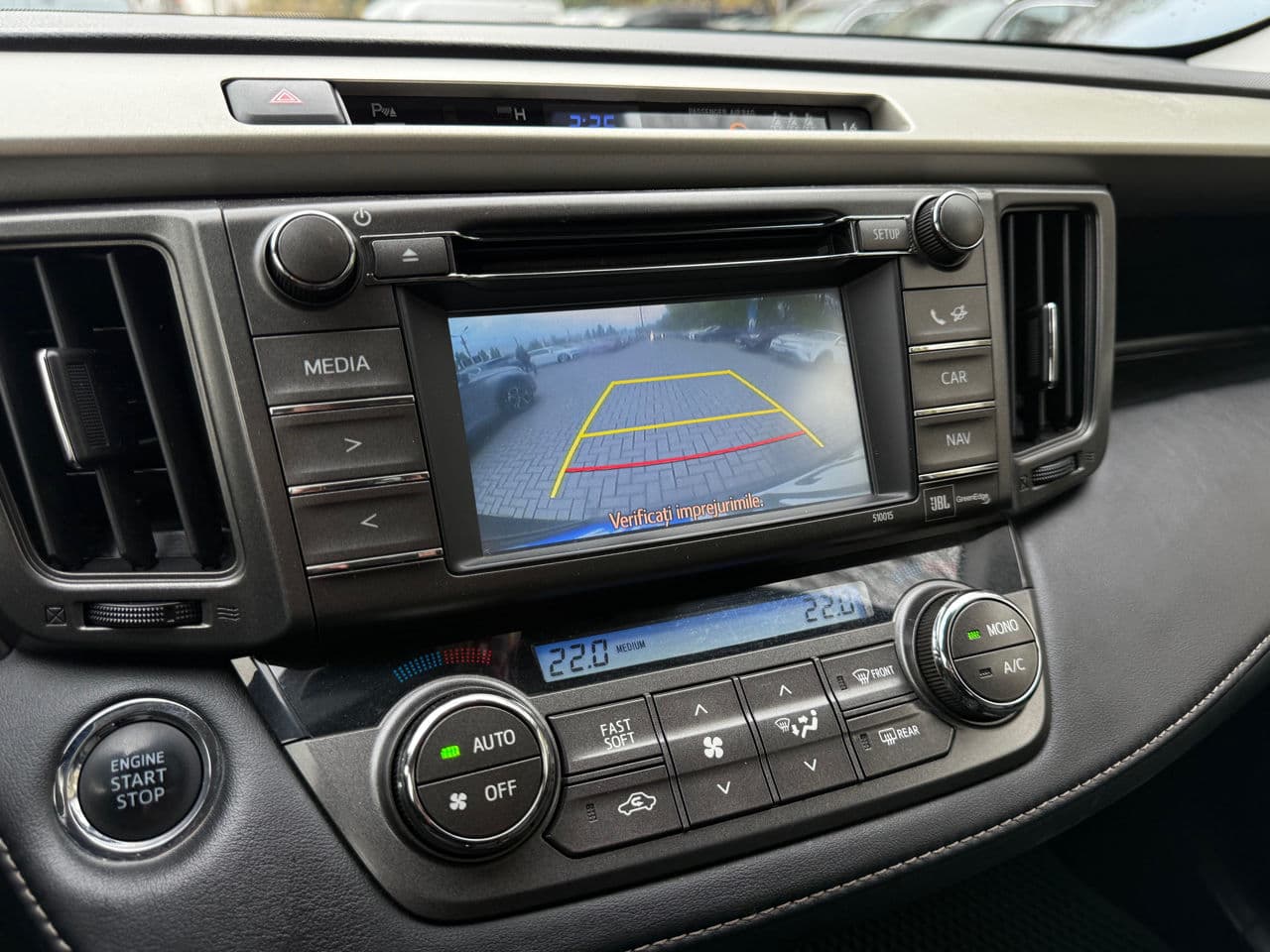 2015 Toyota Rav-4 — Miniatură 14