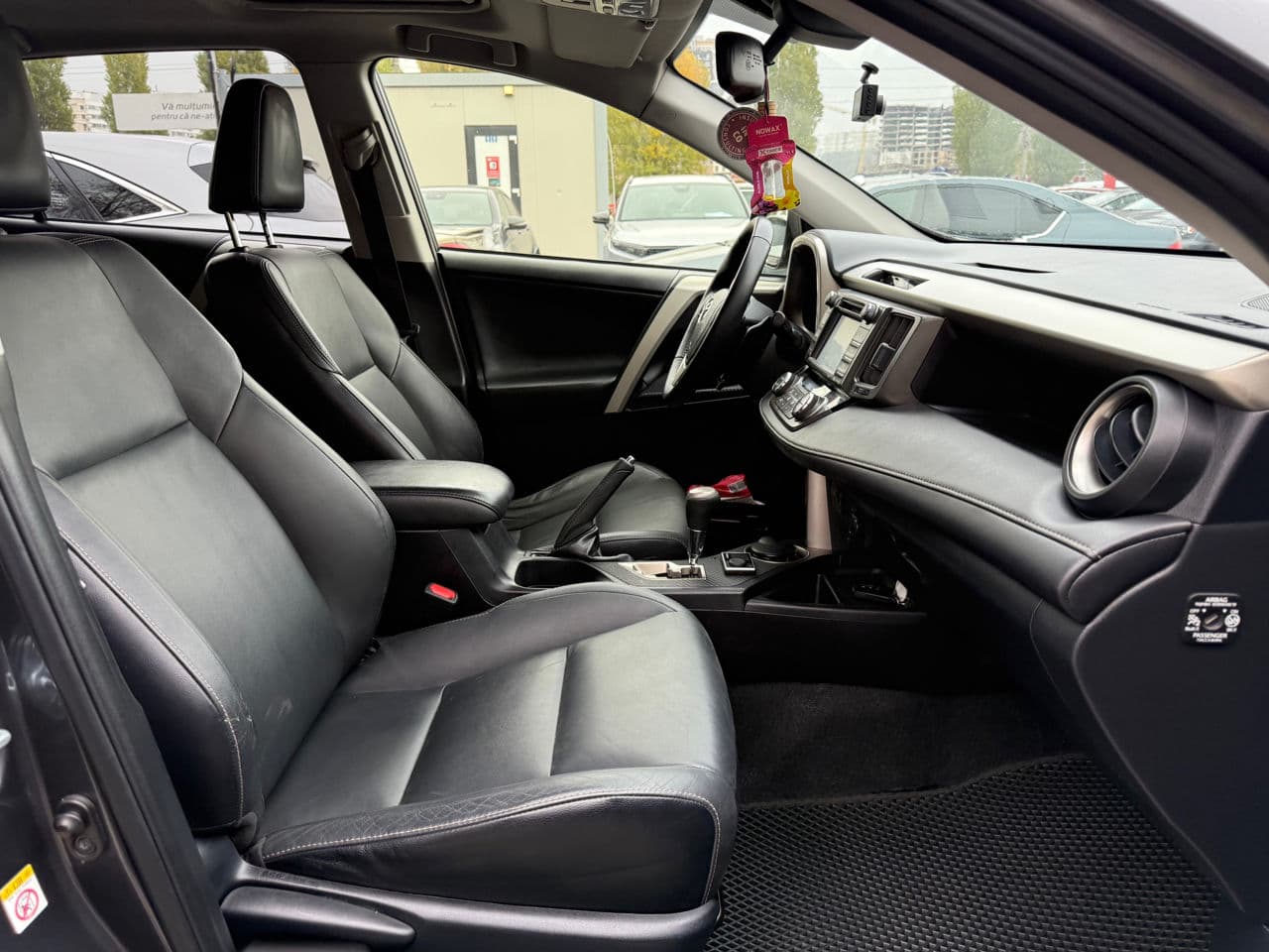 2015 Toyota Rav-4 — Miniatură 17