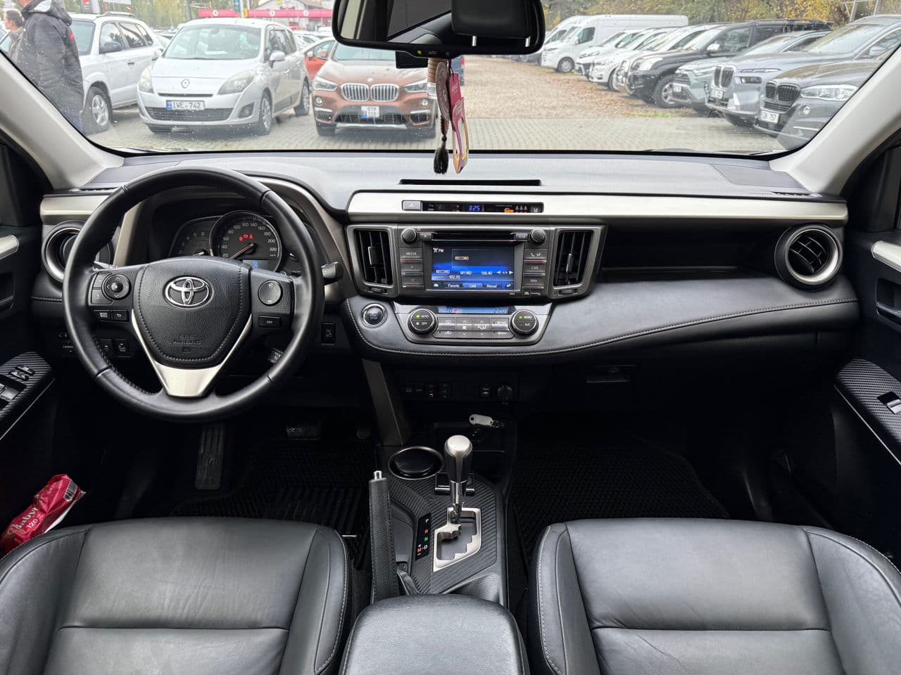 2015 Toyota Rav-4 — Miniatură 11