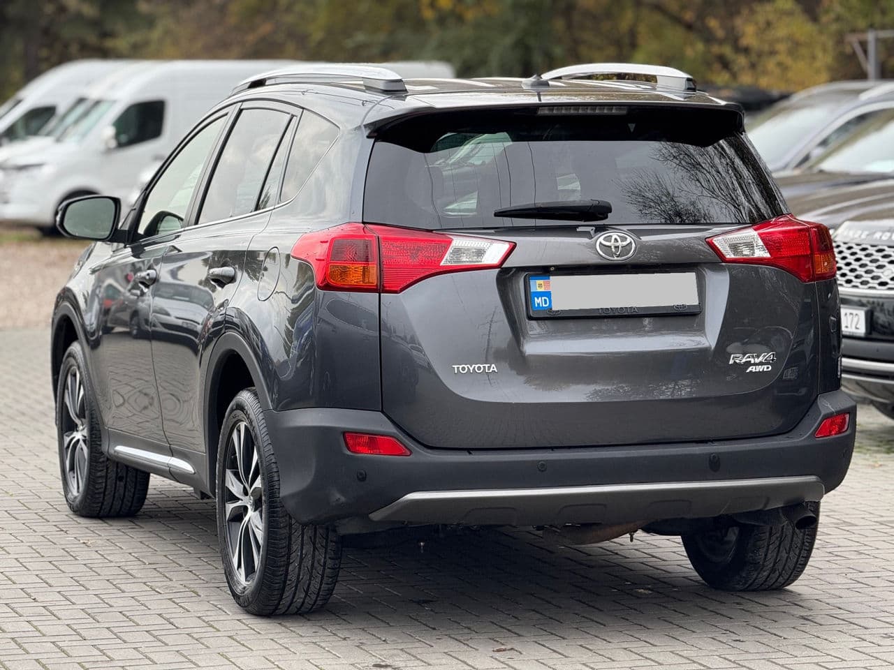 2015 Toyota Rav-4 — Miniatură 4