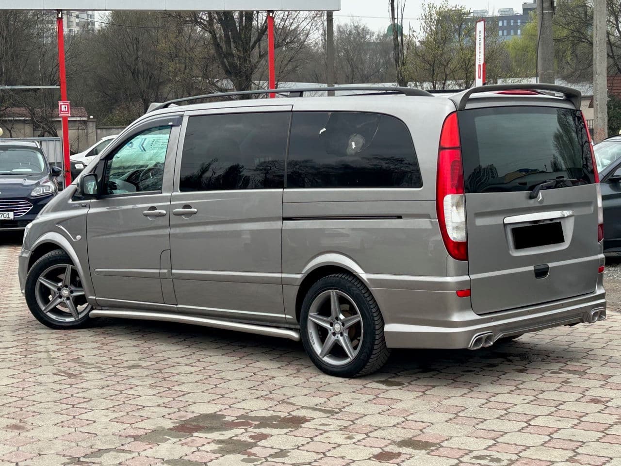 2011 Mercedes Vito — Miniatură 3