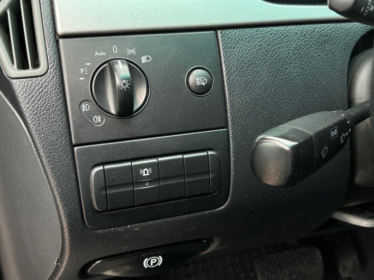 2011 Mercedes Vito — Miniatură 7
