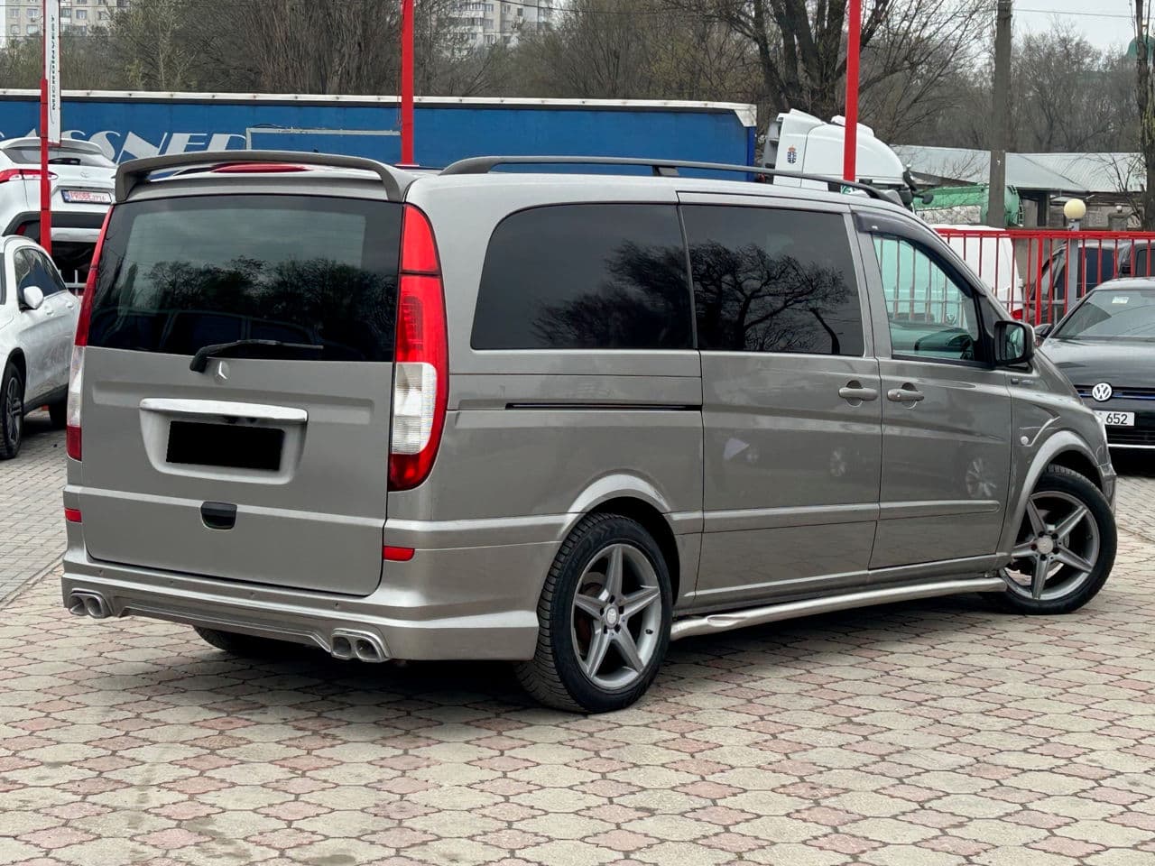 2011 Mercedes Vito — Miniatură 2