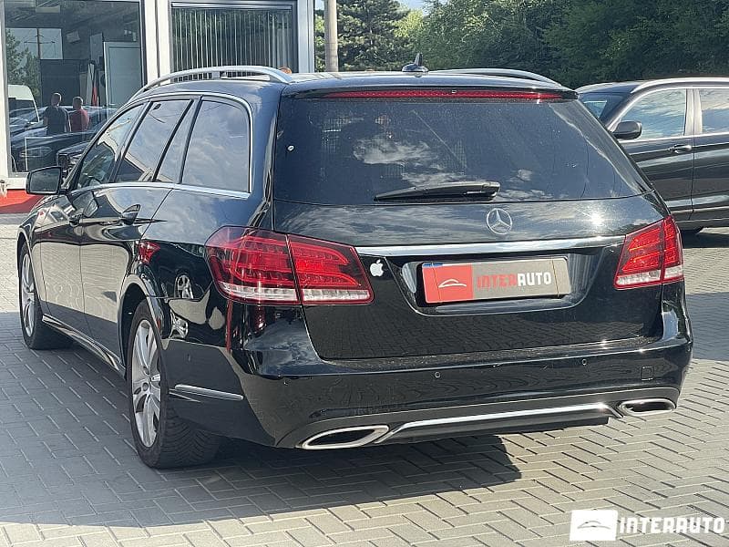 2013 Mercedes E 220 — Miniatură 4