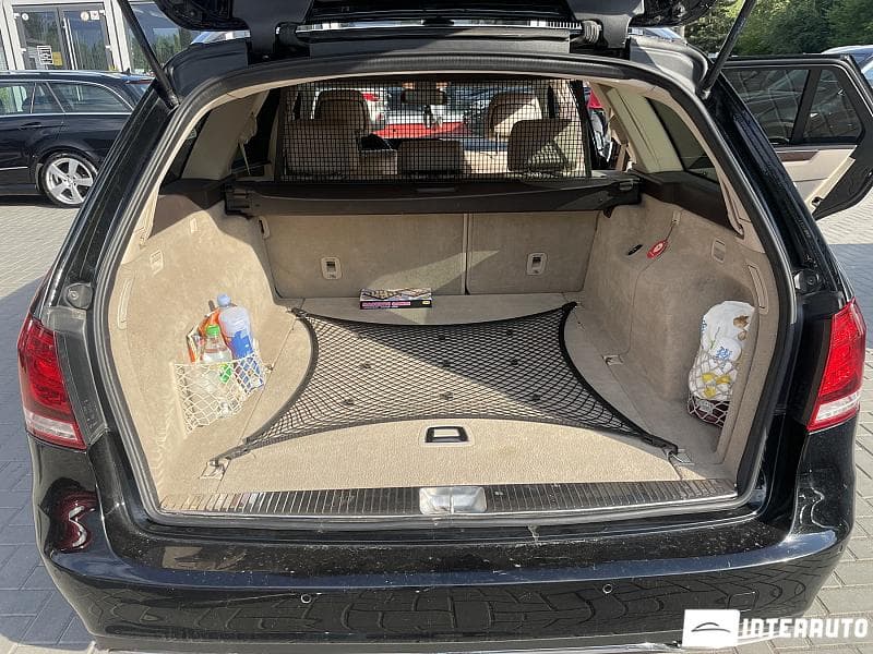 2013 Mercedes E 220 — Miniatură 18