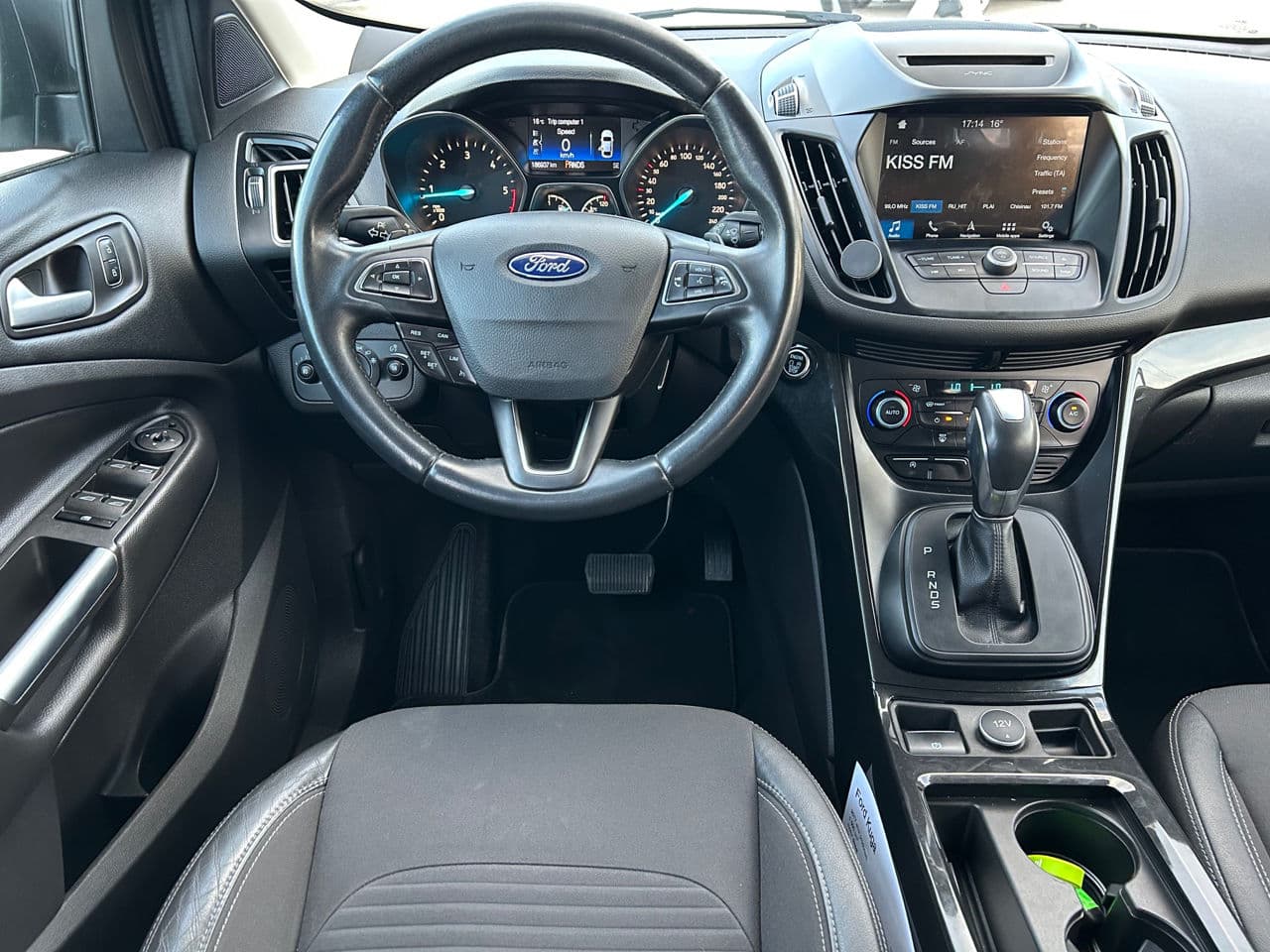 2017 Ford Kuga — Miniatură 7