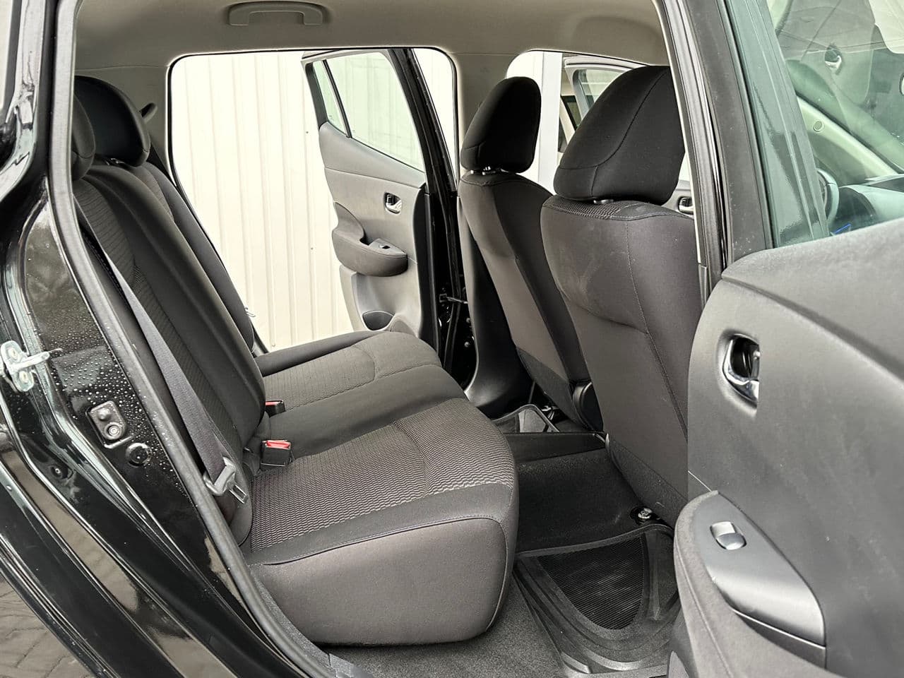 2014 Nissan Leaf — Miniatură 15