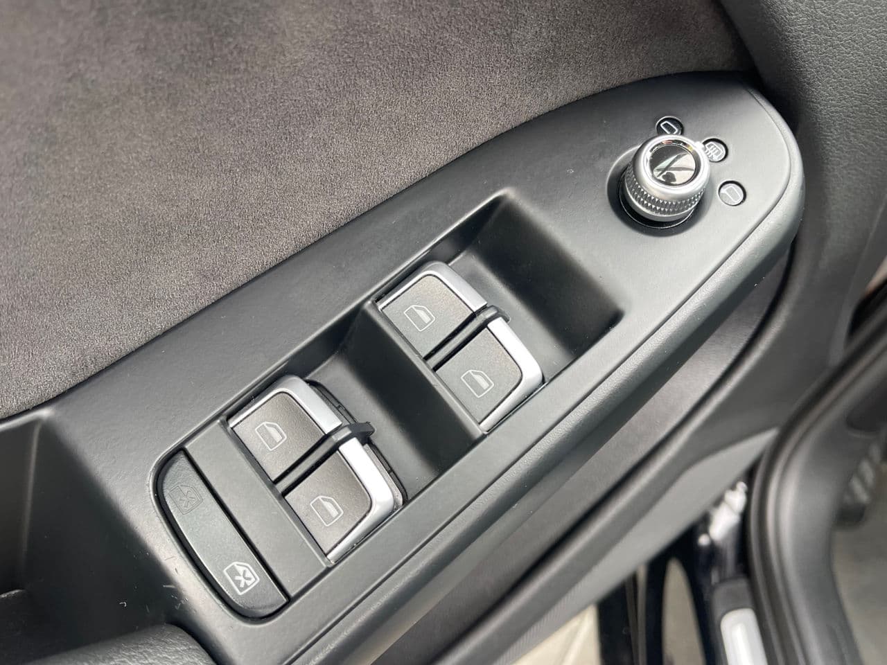 Audi A4 2014 — Миниатюра 14