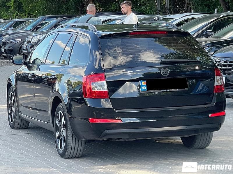 2017 Skoda Octavia — Miniatură 4
