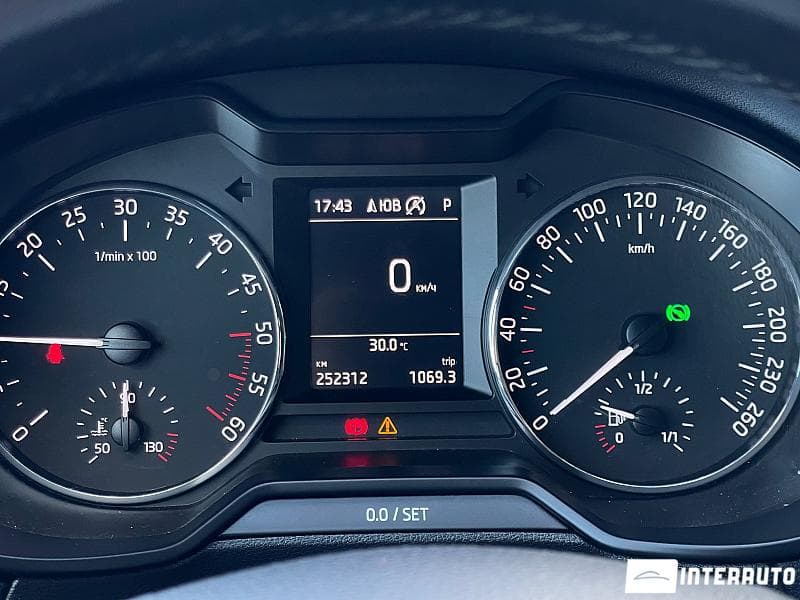 2017 Skoda Octavia — Miniatură 9