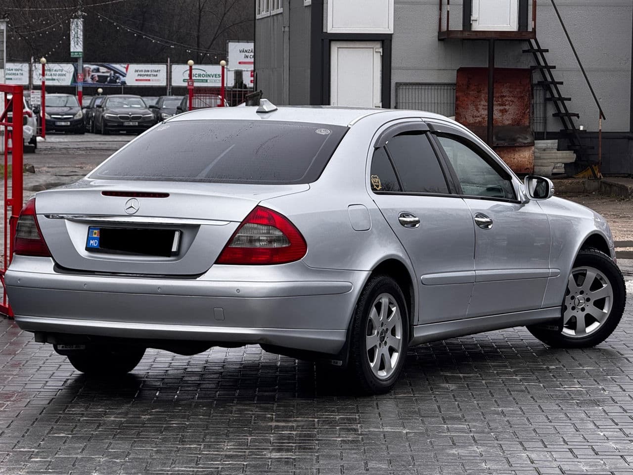 2007 Mercedes E 200 — Miniatură 2