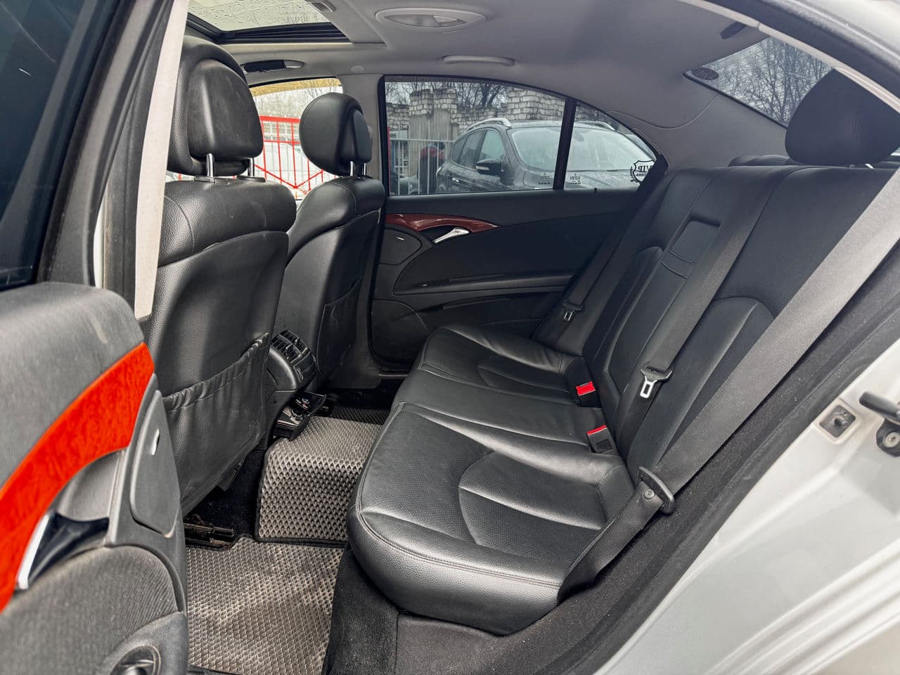 2007 Mercedes E 200 — Miniatură 14
