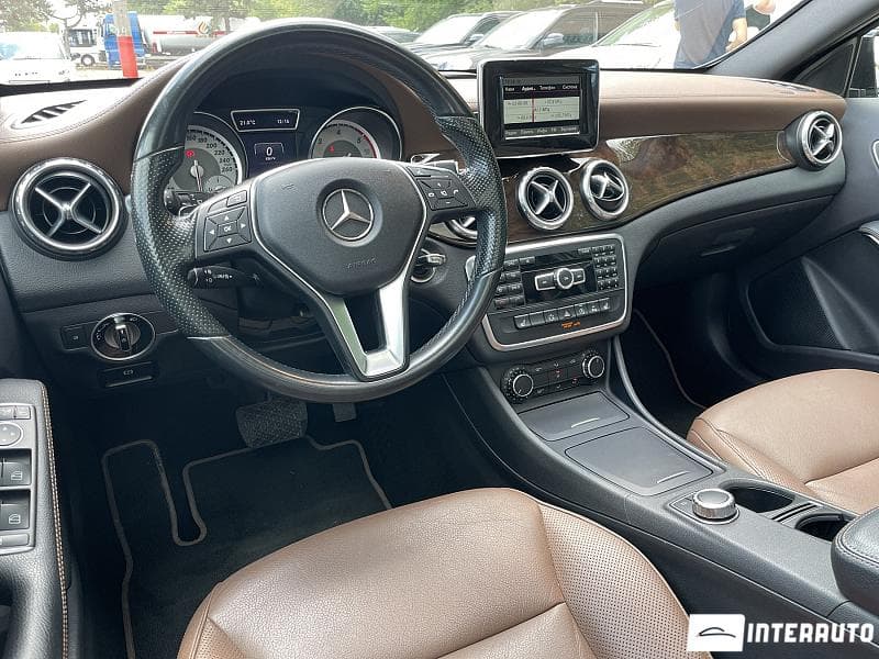2015 Mercedes GLA 180 — Miniatură 7