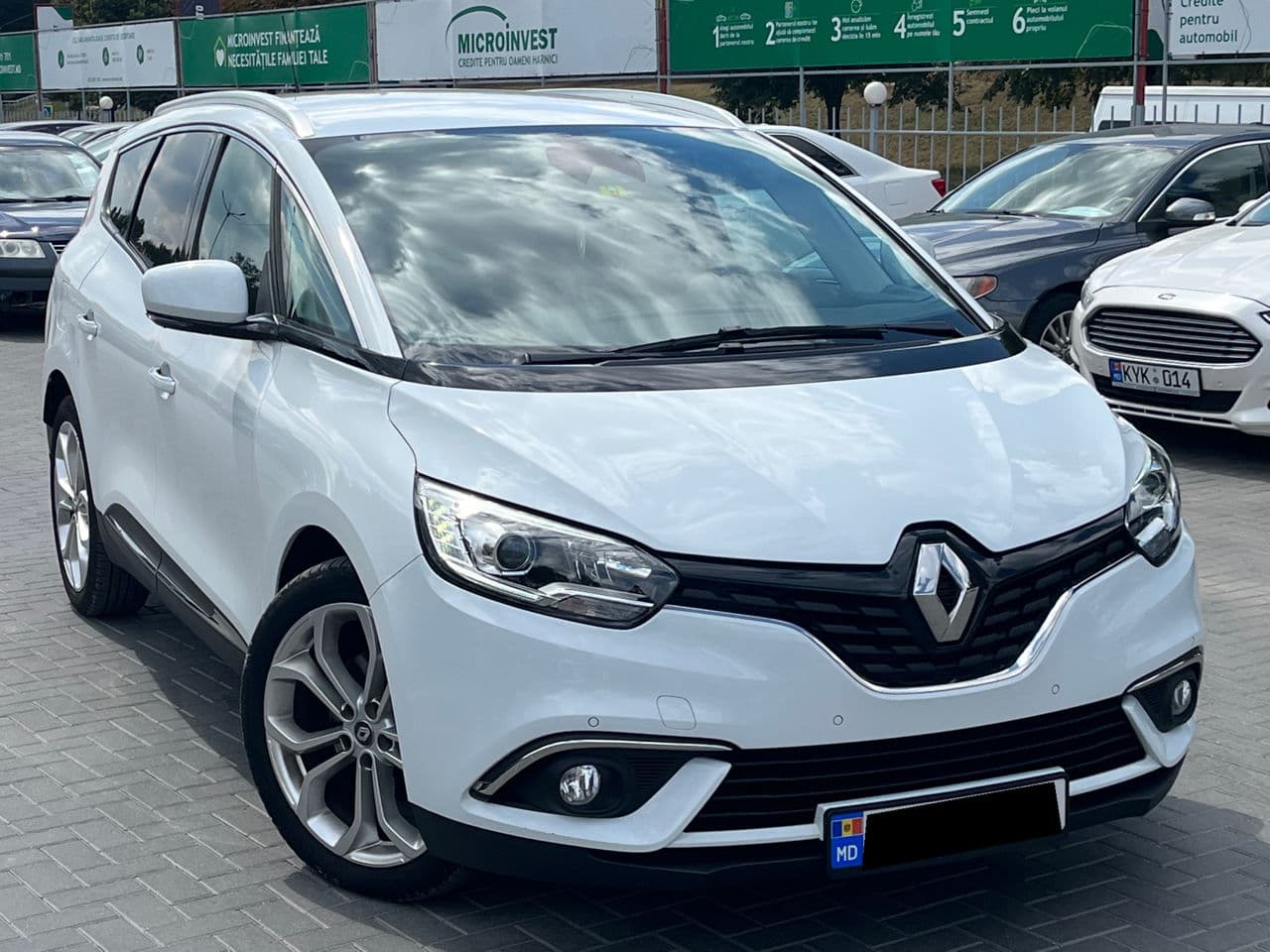 2017 Renault Grand Scenic — Miniatură 3