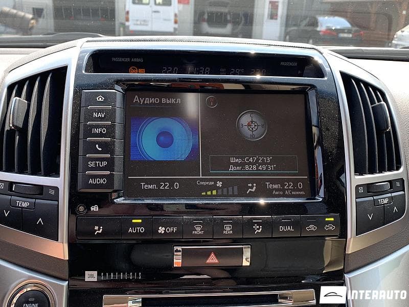 Toyota Land Cruiser 2013 — Миниатюра 10