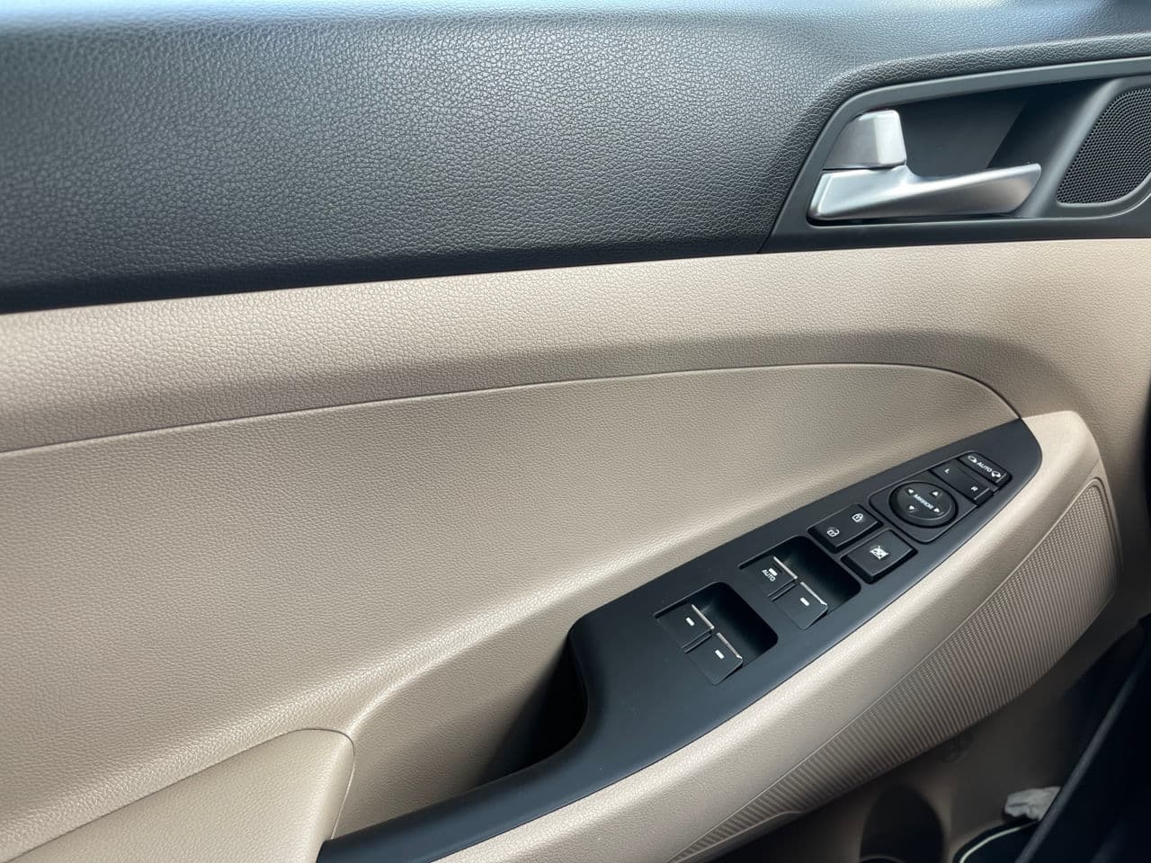 2017 Hyundai Tucson — Miniatură 14