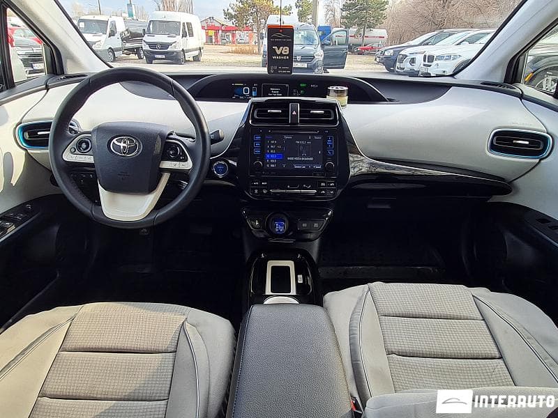 Toyota Prius 2017 — Миниатюра 6
