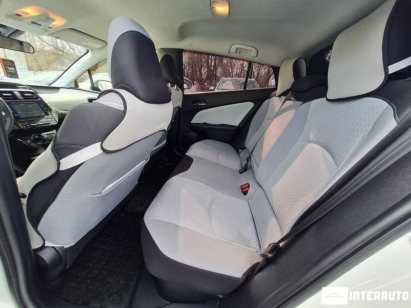 Toyota Prius 2017 — Миниатюра 9