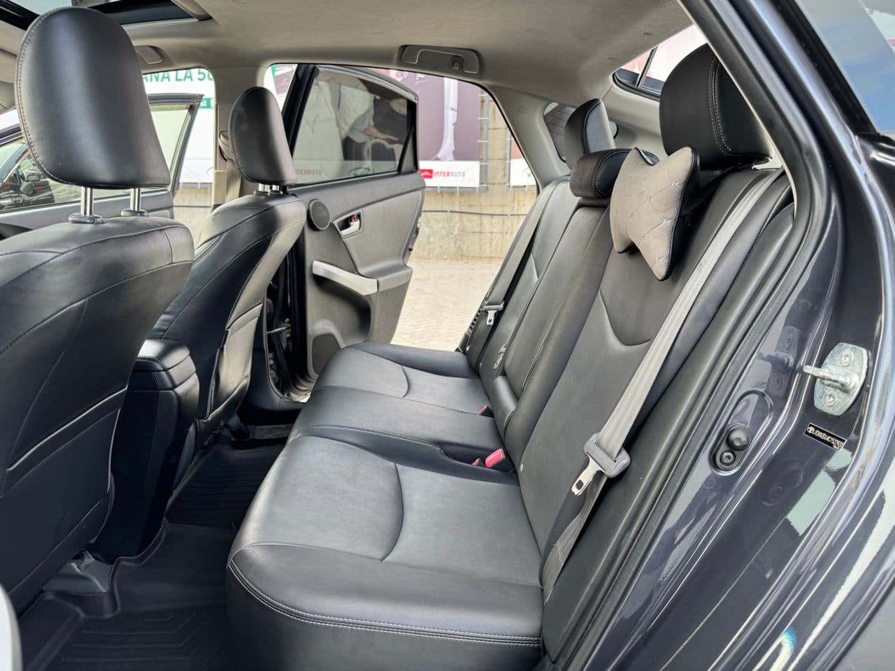 2012 Toyota Prius — Miniatură 13