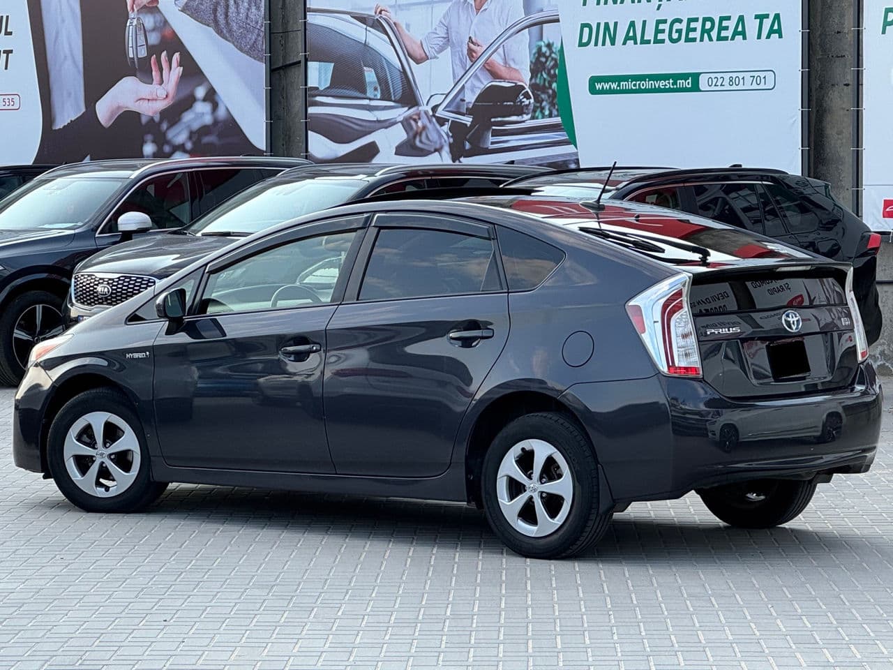 2012 Toyota Prius — Miniatură 4