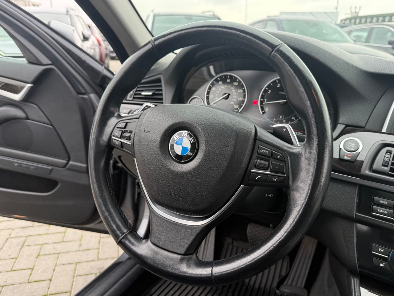 BMW 528 2015 — Миниатюра 7