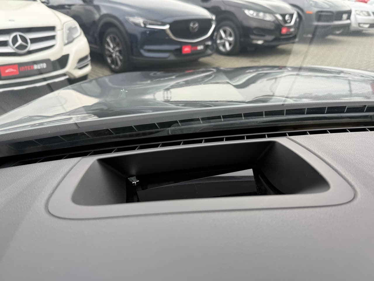 BMW 528 2015 — Миниатюра 9