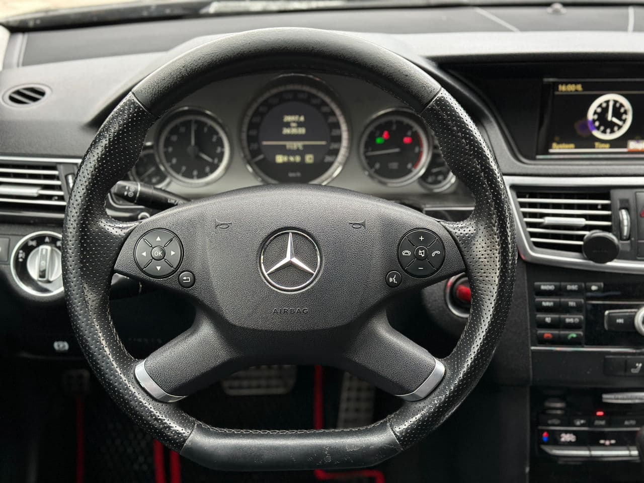 2009 Mercedes E 220 — Miniatură 11
