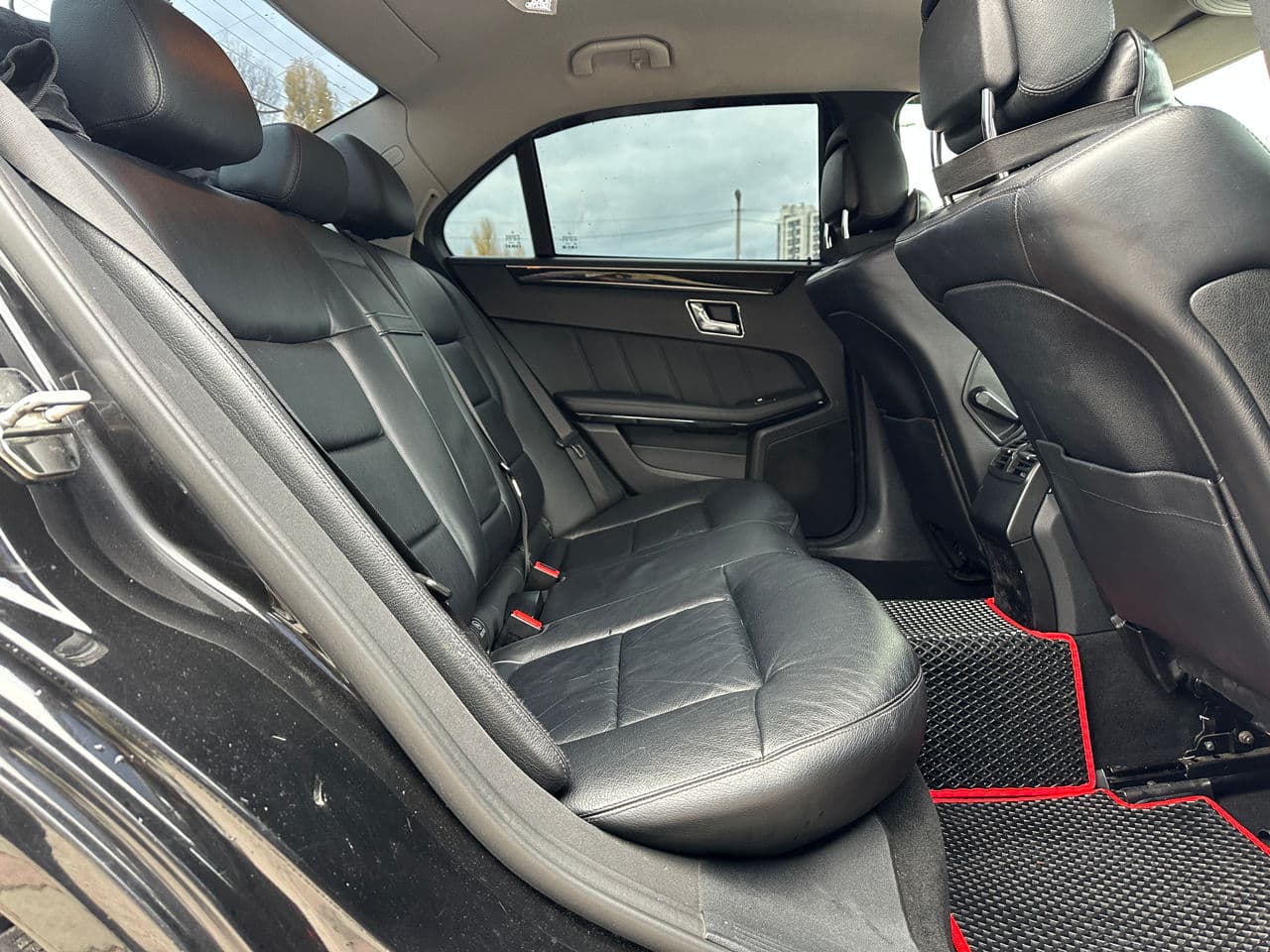 2009 Mercedes E 220 — Miniatură 16