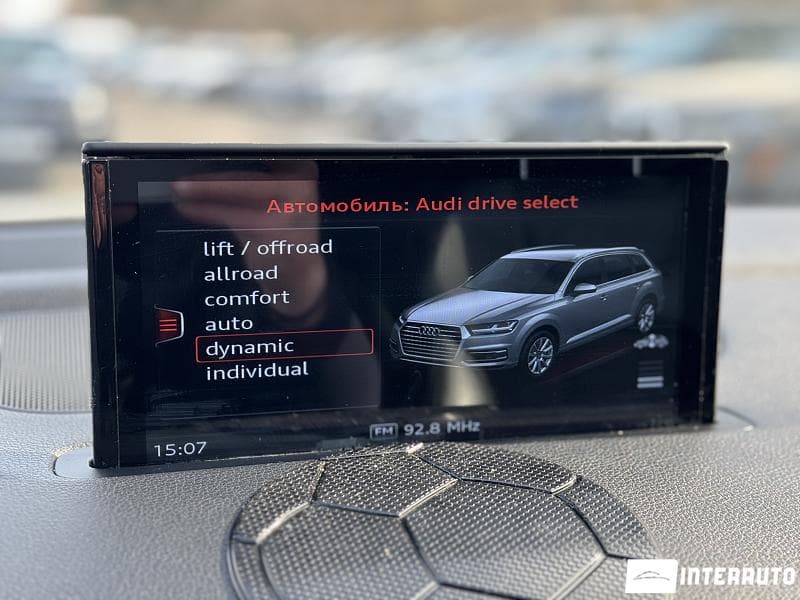 2017 Audi Q7 — Miniatură 13