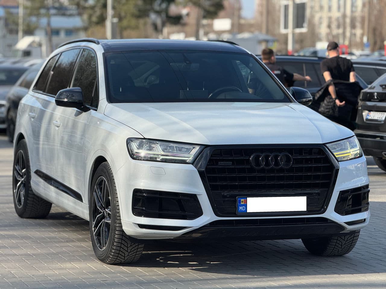 2017 Audi Q7 — Miniatură 3