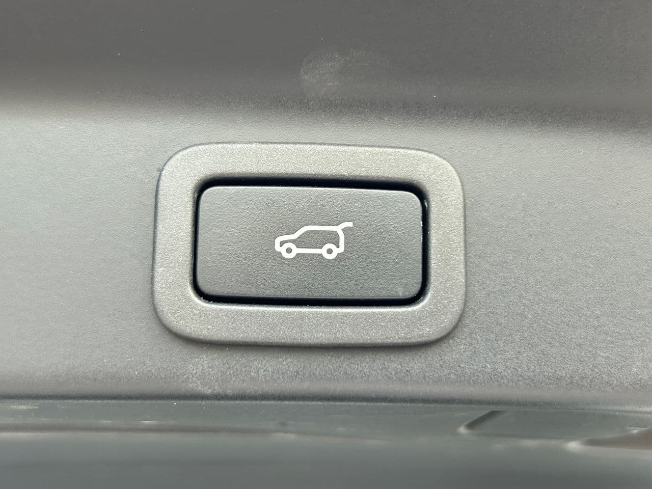 2016 Jaguar F-Pace — Miniatură 19