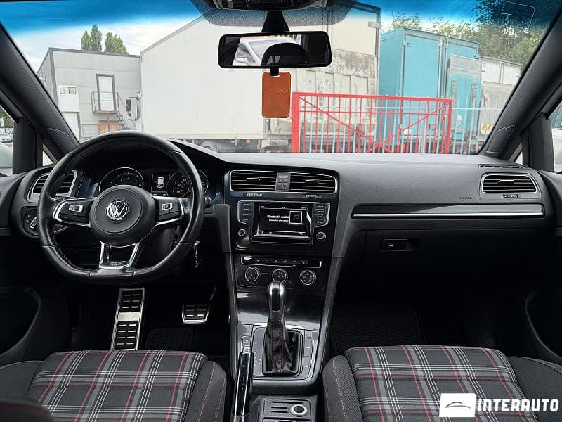 2014 Volkswagen Golf GTI — Miniatură 10