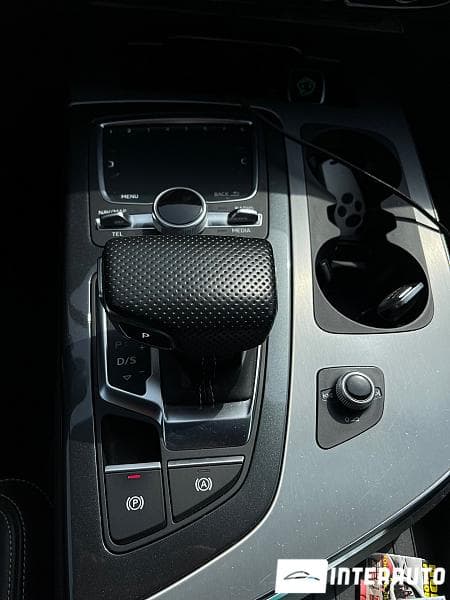 2017 Audi Q7 E-Tron — Miniatură 14