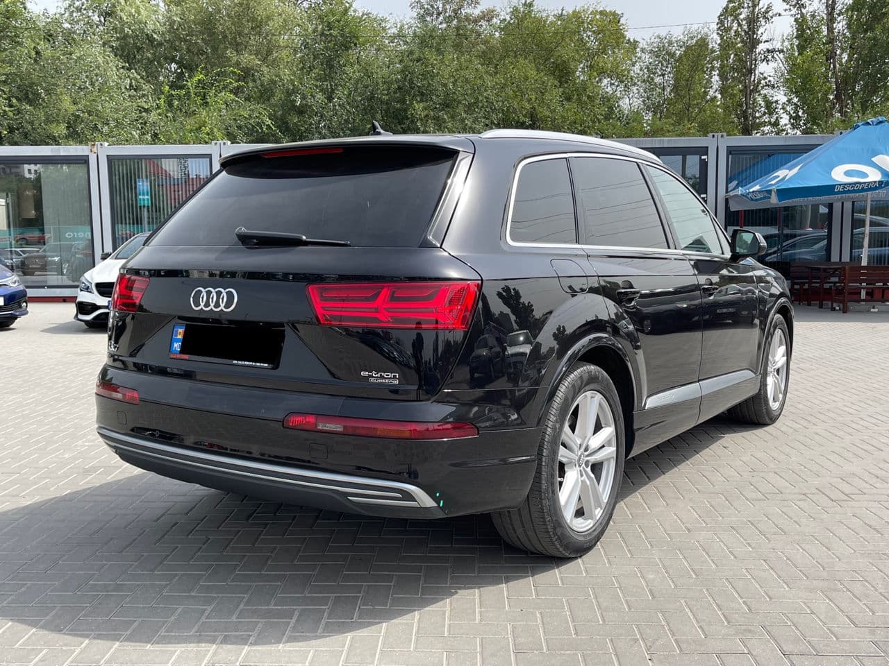 2017 Audi Q7 E-Tron — Miniatură 2