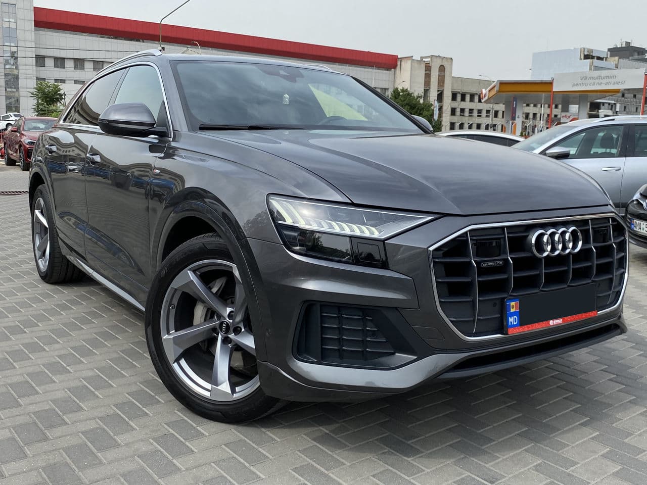 2019 Audi Q8 — Miniatură 3
