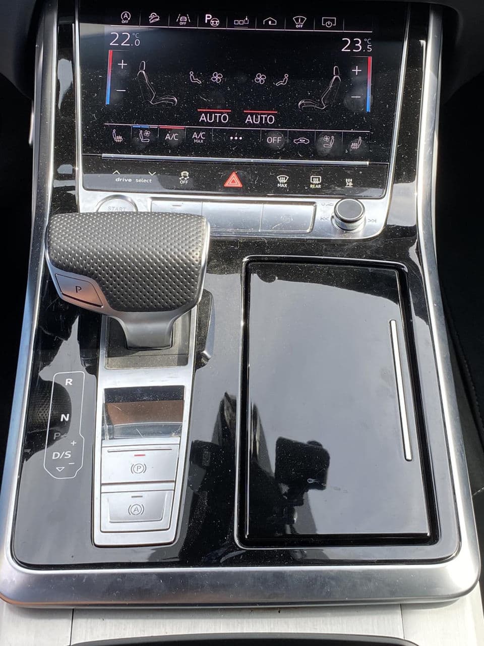 2019 Audi Q8 — Miniatură 14