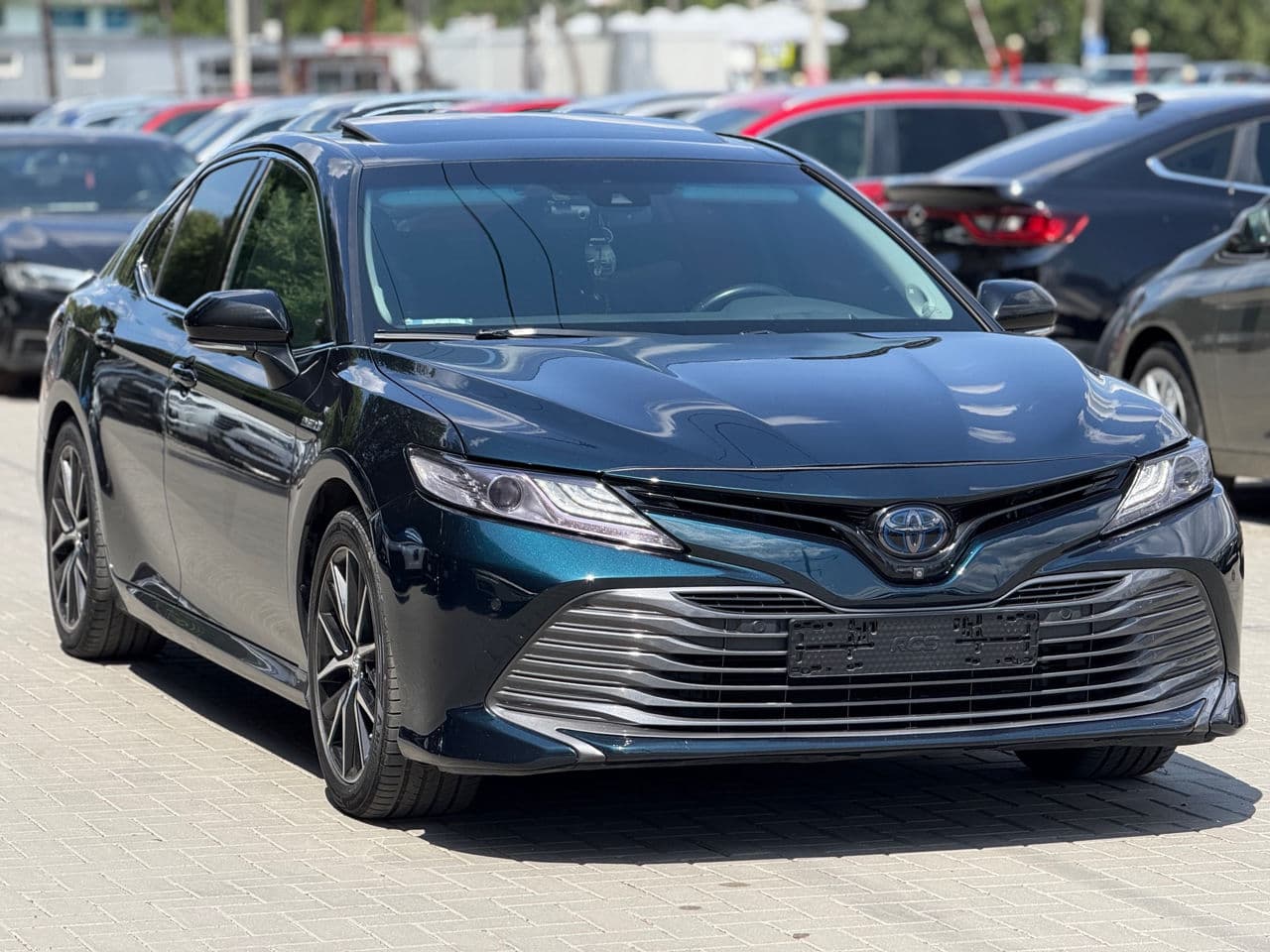 2018 Toyota Camry — Miniatură 3